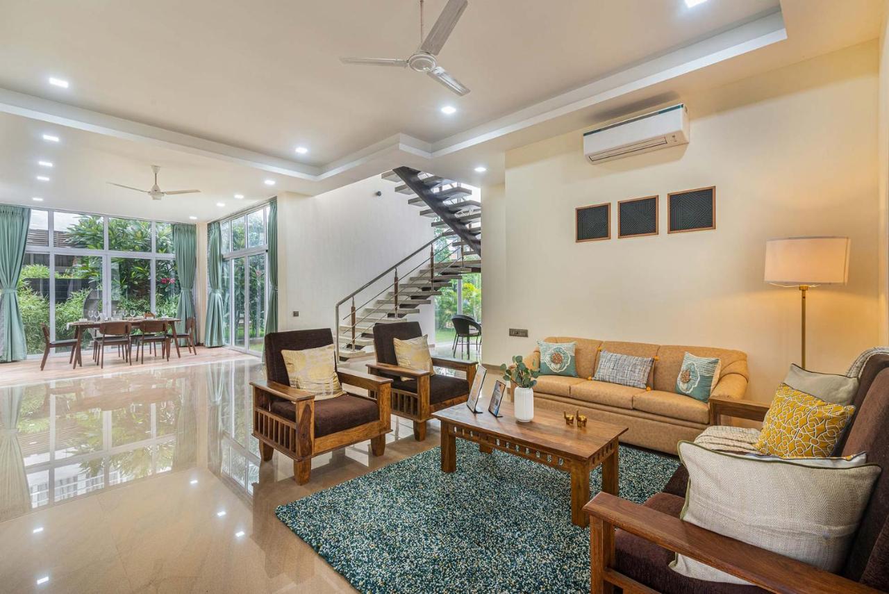 Sierra Skies By Stayvista - A Mountain-View Villa Featuring A Rooftop Swimming Pool, Jacuzzi, Turf, And A Gym For An Elevated Stay Lonavala Eksteriør bilde
