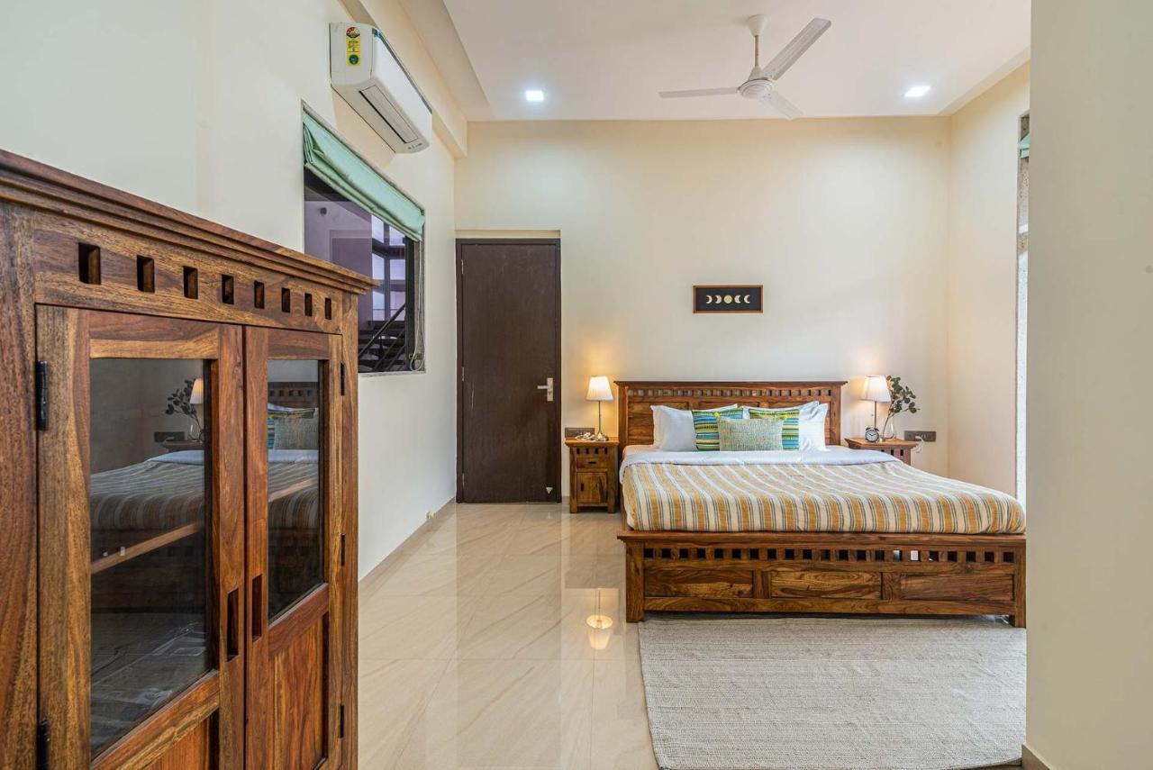 Sierra Skies By Stayvista - A Mountain-View Villa Featuring A Rooftop Swimming Pool, Jacuzzi, Turf, And A Gym For An Elevated Stay Lonavala Eksteriør bilde